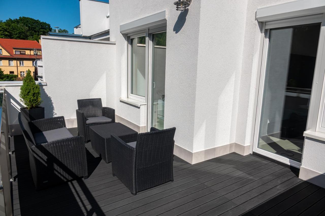 Apartmán Apartament Przy Parku Z Duzym Tarasem ,Prywatny Parking Svinoústí Exteriér fotografie