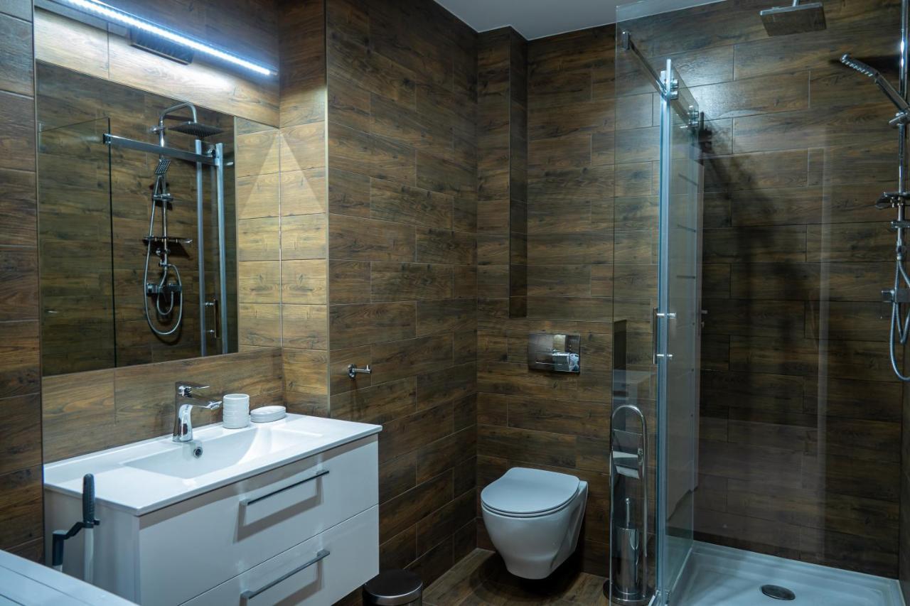 Apartmán Apartament Przy Parku Z Duzym Tarasem ,Prywatny Parking Svinoústí Exteriér fotografie