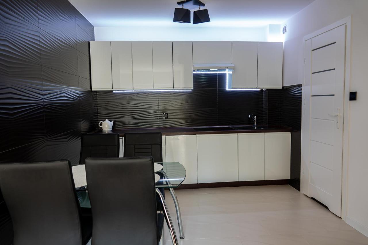Apartmán Apartament Przy Parku Z Duzym Tarasem ,Prywatny Parking Svinoústí Exteriér fotografie