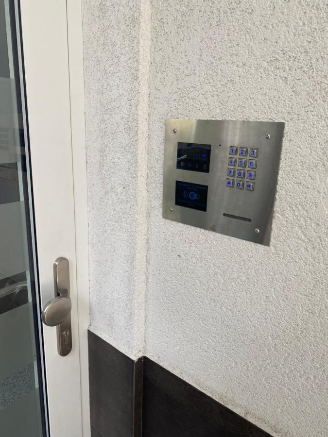 Apartmán Apartament Przy Parku Z Duzym Tarasem ,Prywatny Parking Svinoústí Exteriér fotografie